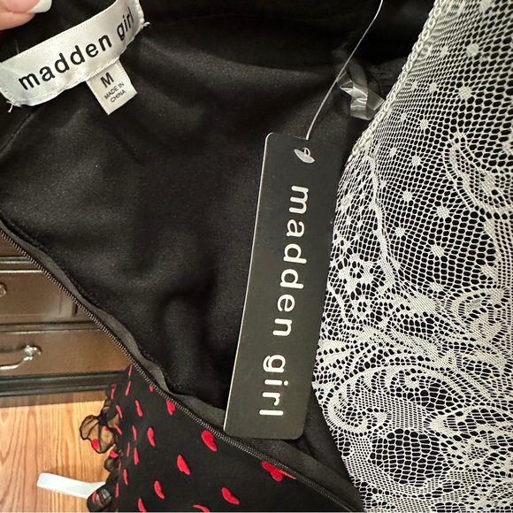 Madden Girl Black Mesh Mini Dress Red Heart Print Lace Trim Slip Dress Size M - Picture 11 of 16